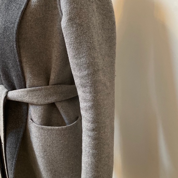 Soia & Kyo Two Tone Grey Shawl Collar Robe Coat - Picture 16 of 16